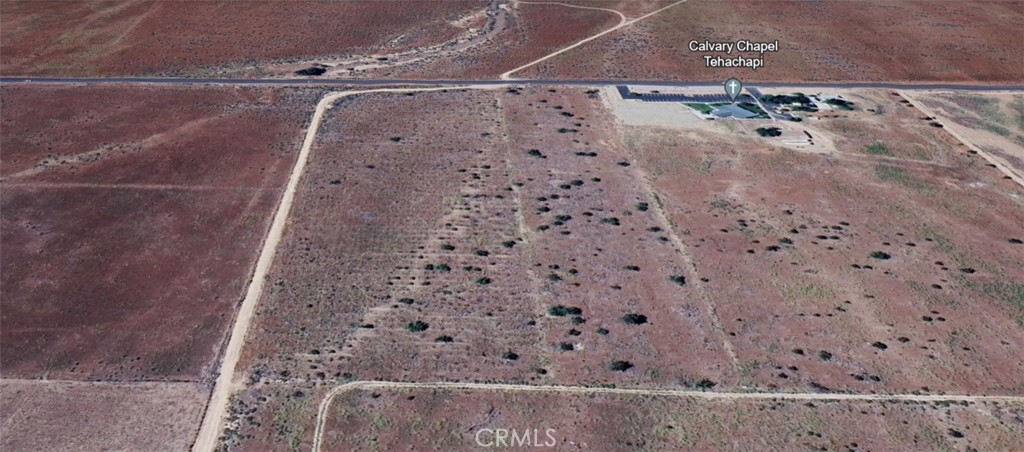 8 Highline Road Tehachapi, CA 93561 - Photo 16 of 18 a bathroom with a shower