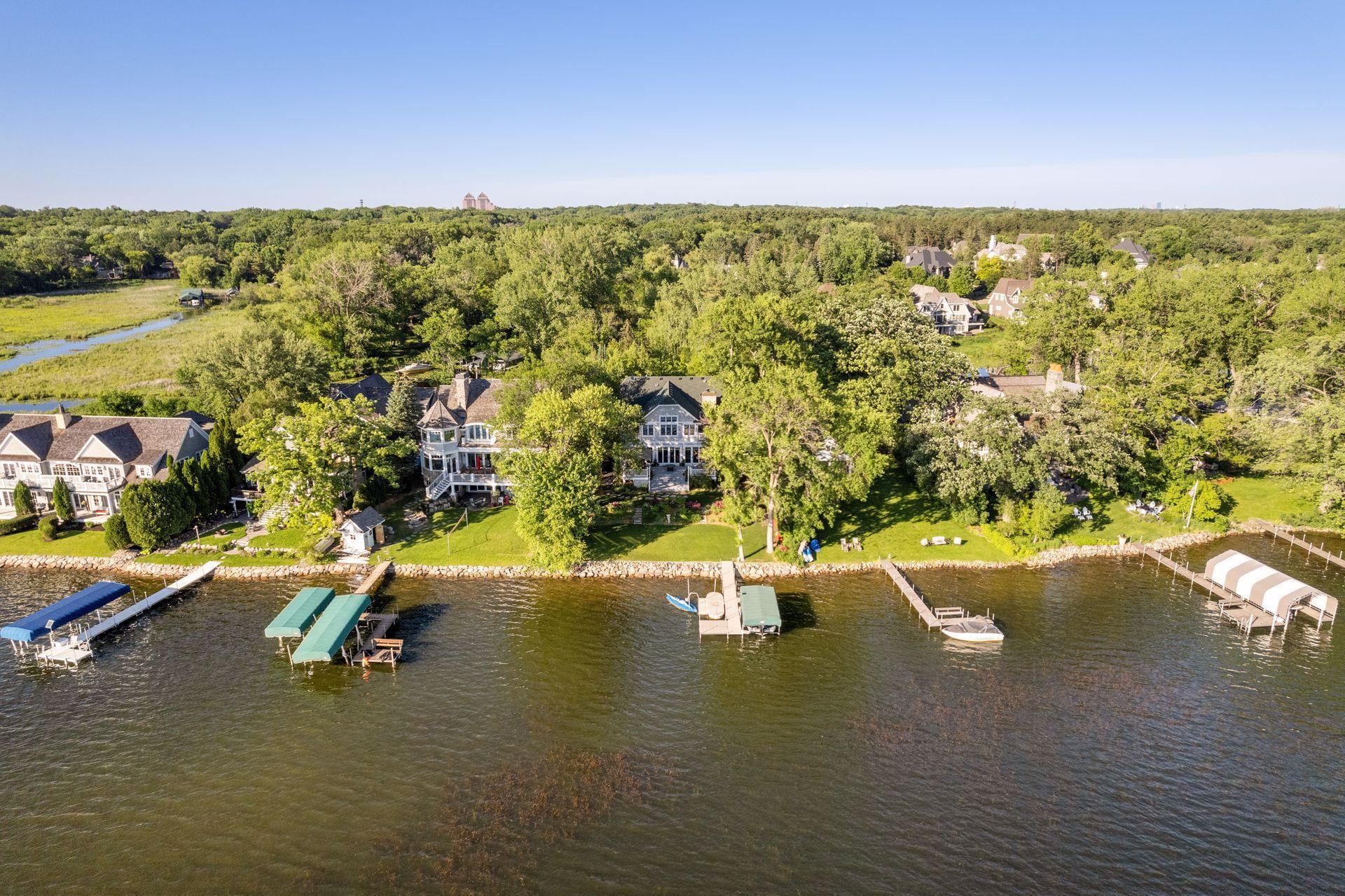 2612 Crosby Road Wayzata, MN 55391 - Photo 8 of 9