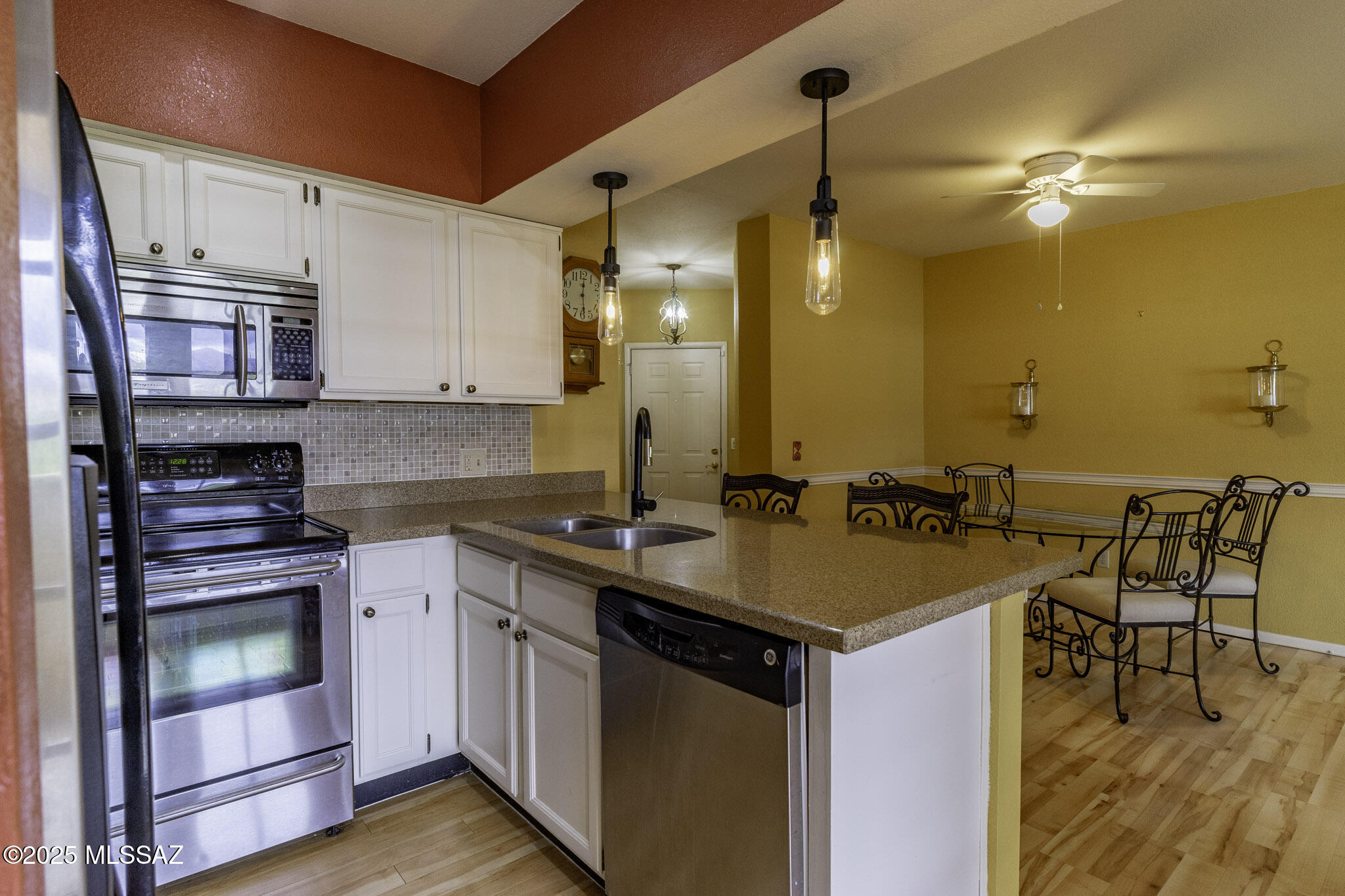 3690 North Country Club Road, Unit 1028 Tucson, AZ 85716 - Photo 6 of 17