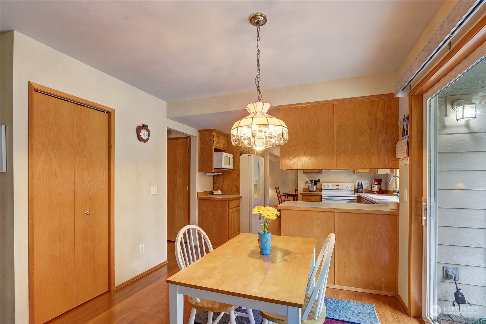 23113 Barker Road Bothell, WA 98021 - Photo 11 of 37 a dining room with furniture and window