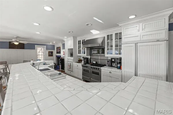 $365,000 | 232 South 9th Street, Wood River, IL 62095