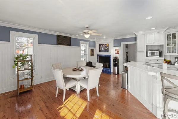 $365,000 | 232 South 9th Street, Wood River, IL 62095