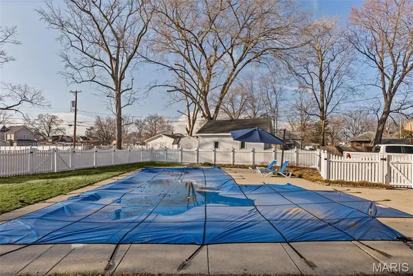 $365,000 | 232 South 9th Street, Wood River, IL 62095