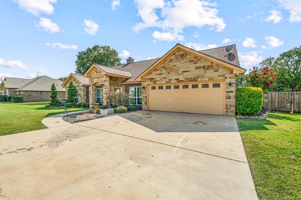 112 Blue Ribbon Lane Stephenville, TX 76401 - Photo 3 of 31 a view of outdoor space yard and front view of a house