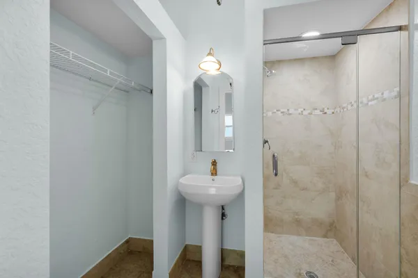 $1,495,000 | 251 Azalea Street, Tavernier, FL 33070