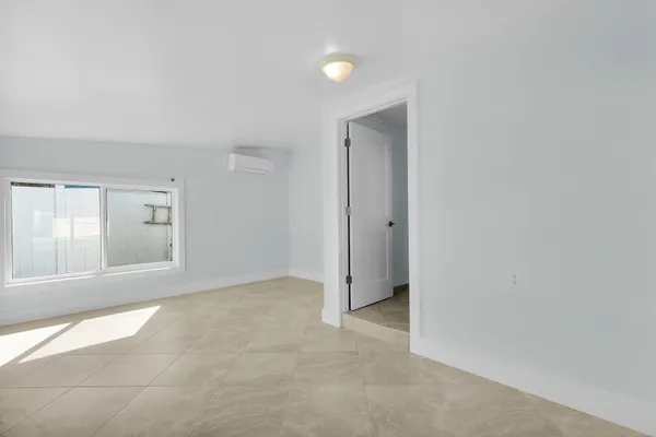 $1,495,000 | 251 Azalea Street, Tavernier, FL 33070