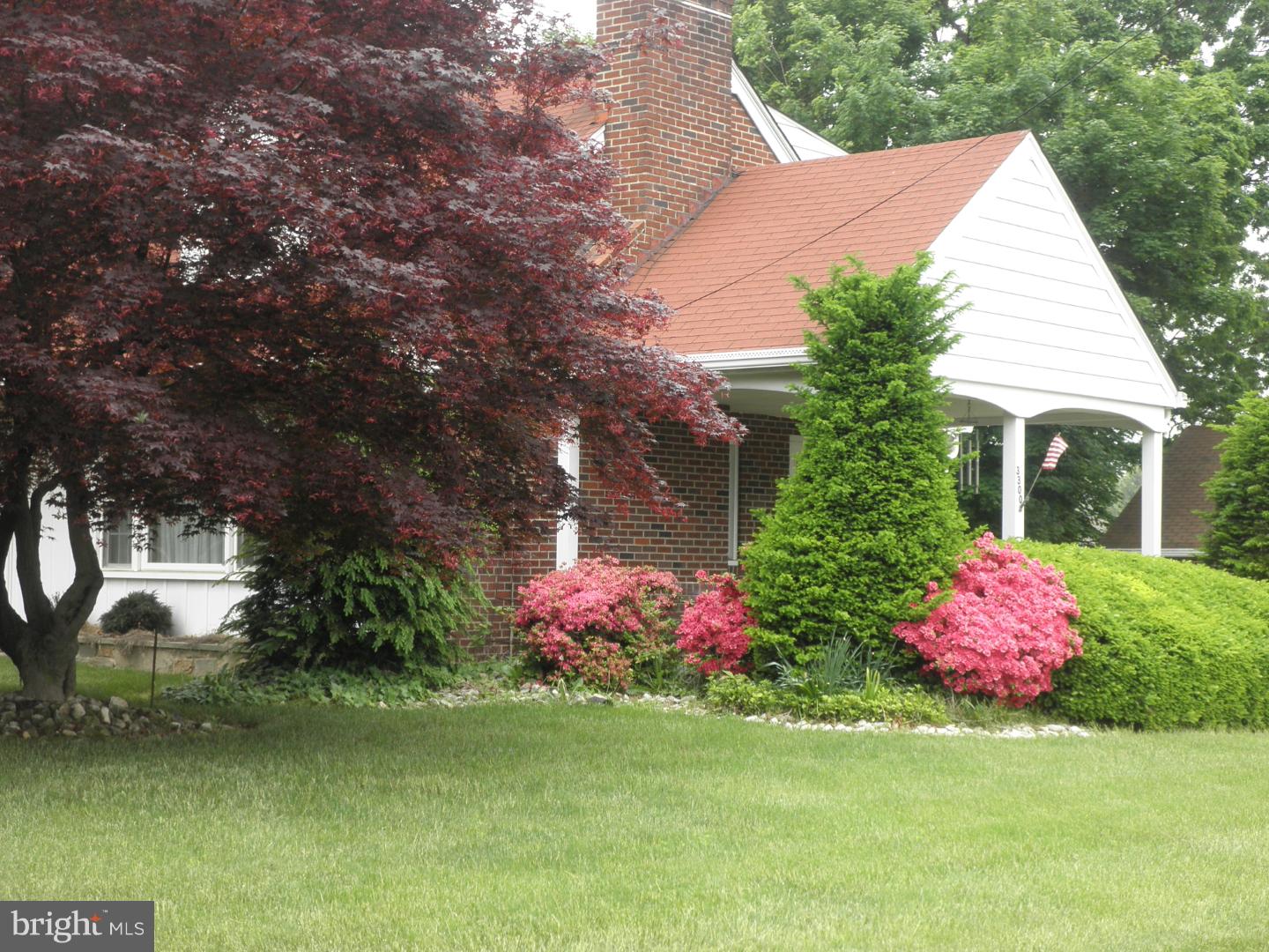 3300 Concord Road Aston, PA 19014 - Photo 2 of 19 Exterior Side