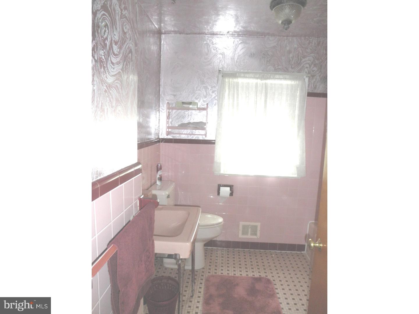 3300 Concord Road Aston, PA 19014 - Photo 14 of 19 Bathroom
