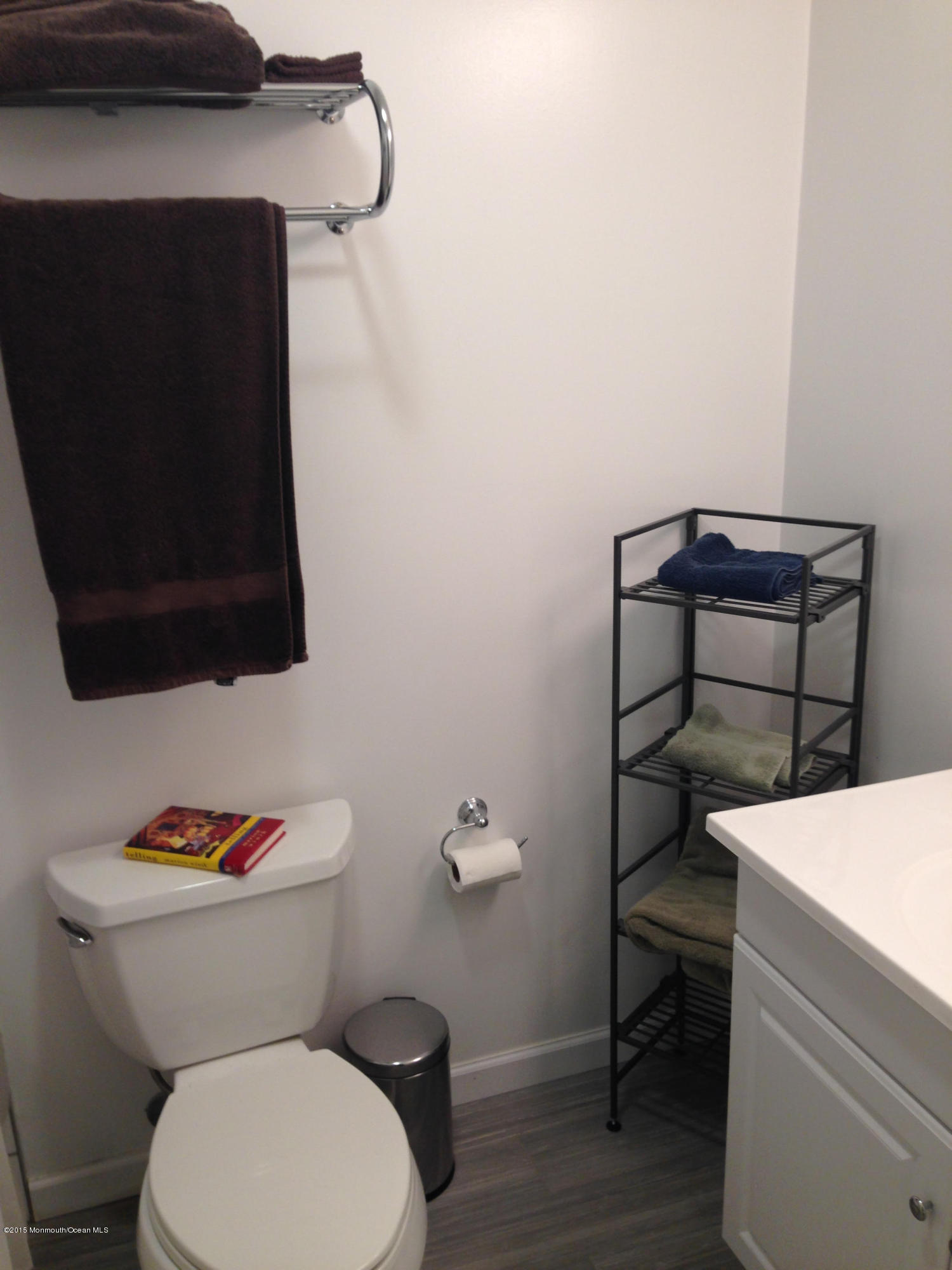 8 Buttonwood Road Middletown, NJ 07748 - Photo 16 of 26 main bath