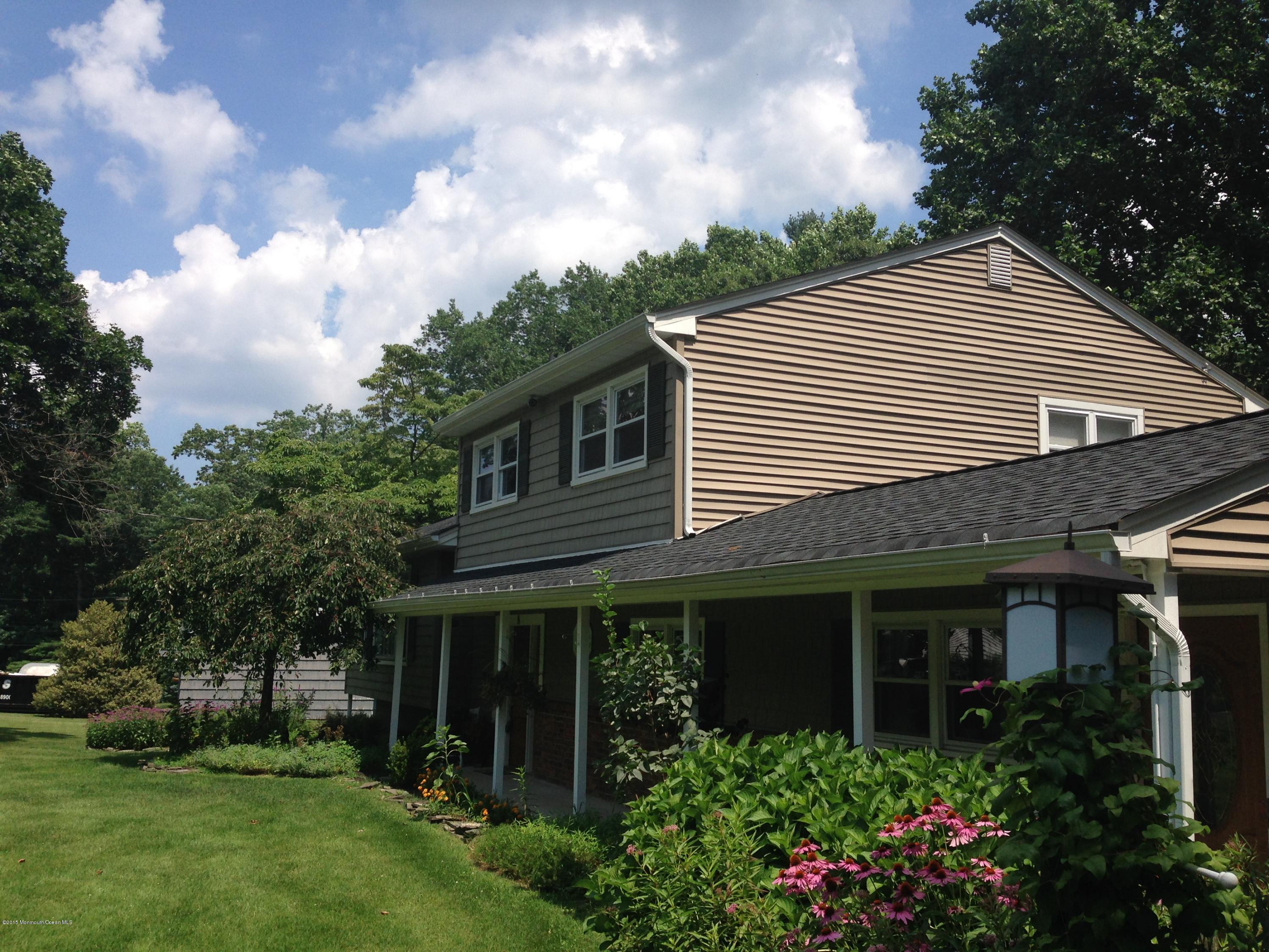 8 Buttonwood Road Middletown, NJ 07748 - Photo 2 of 26 140