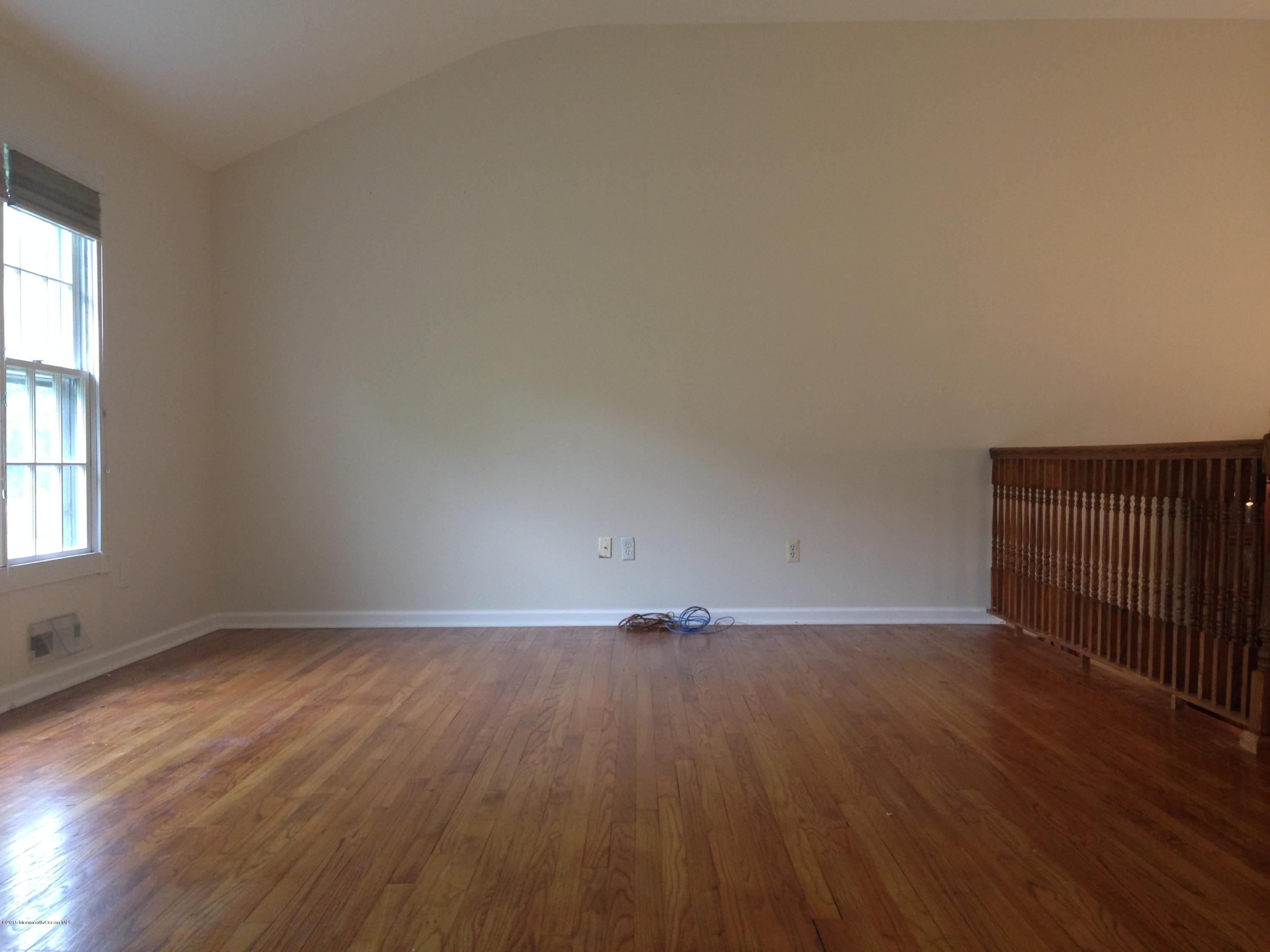 8 Buttonwood Road Middletown, NJ 07748 - Photo 7 of 26 122