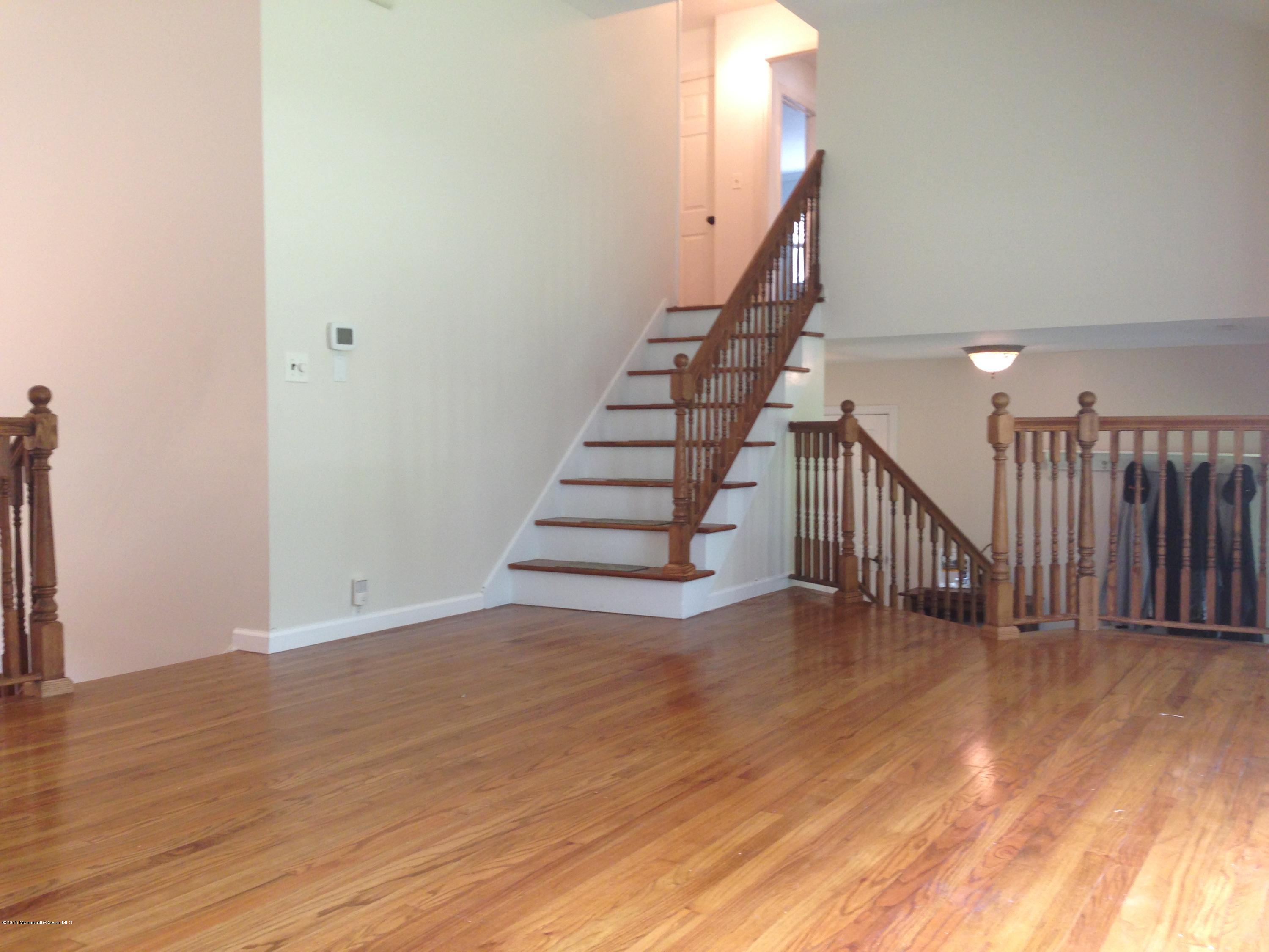 8 Buttonwood Road Middletown, NJ 07748 - Photo 8 of 26 125