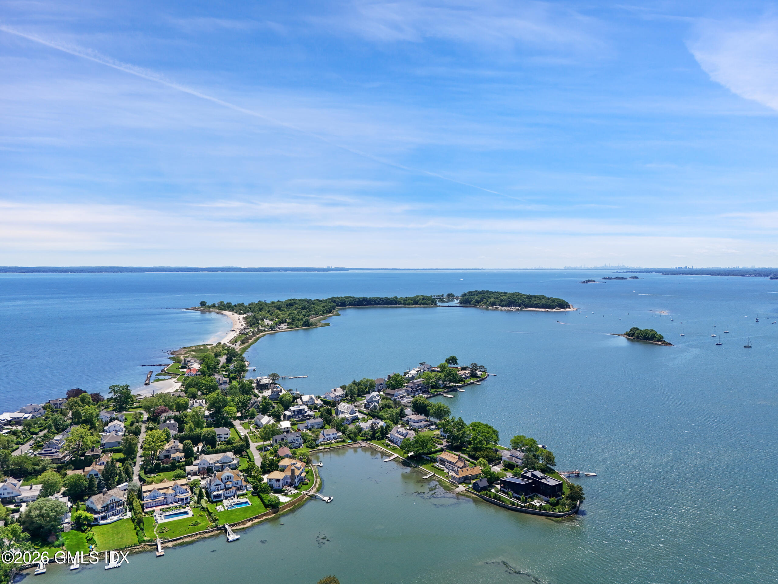 2 Wahneta Road Old Greenwich, CT 06870 - Photo 29 of 30 DJI_20260529134055_0220_D