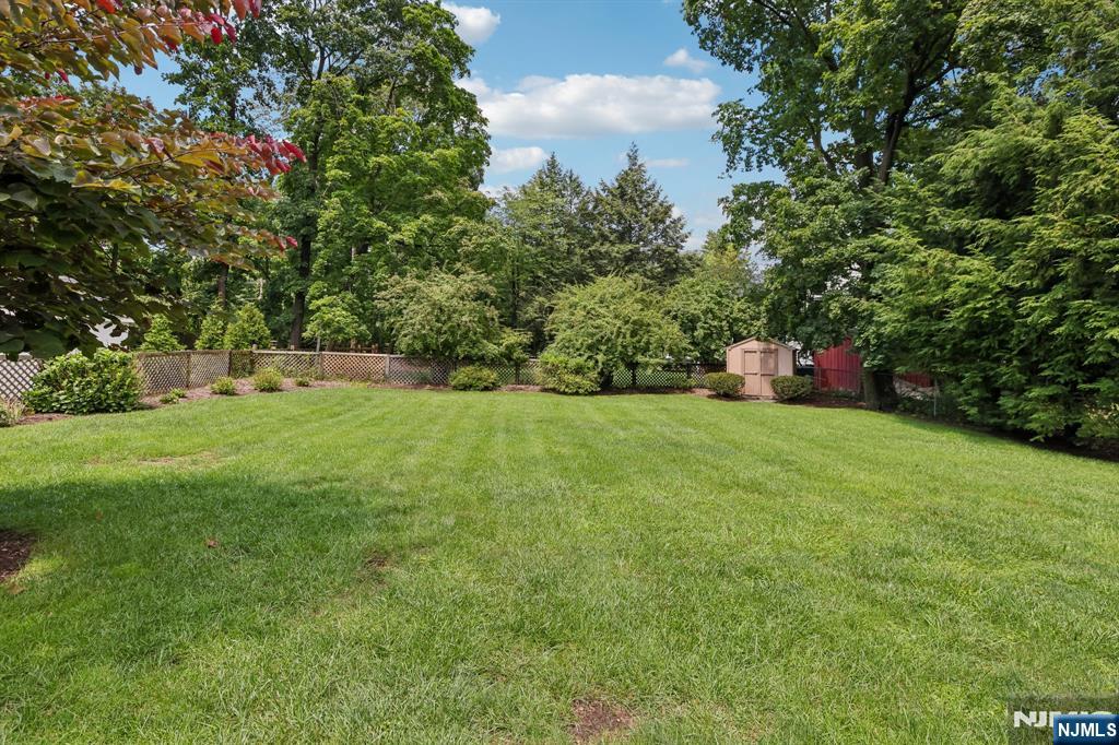 364 Northern Parkway Ridgewood, NJ 07450 - Photo 28 of 32 Gallery Image 28