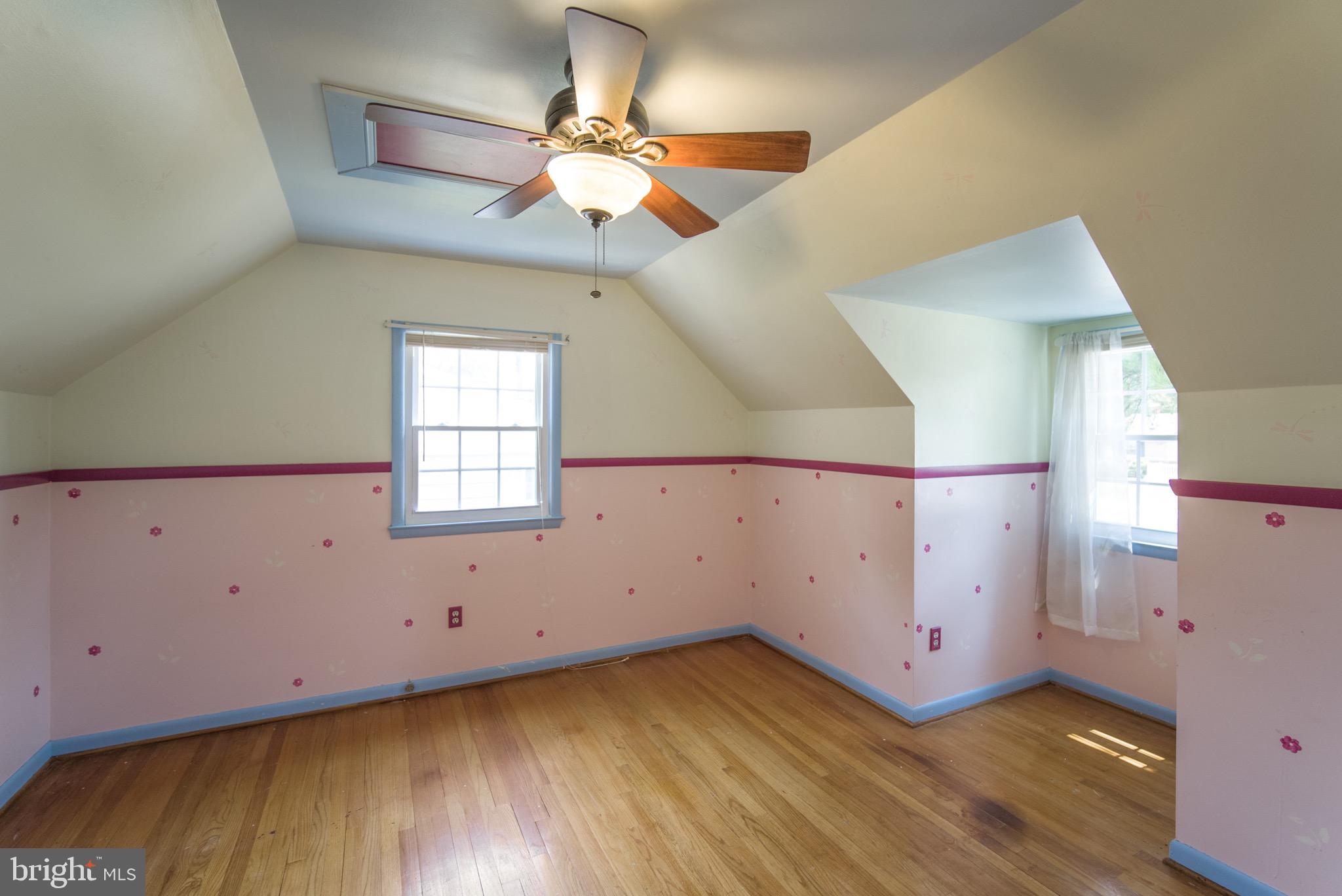 698 West Maple Road Linthicum Heights, MD 21090 - Photo 12 of 24
