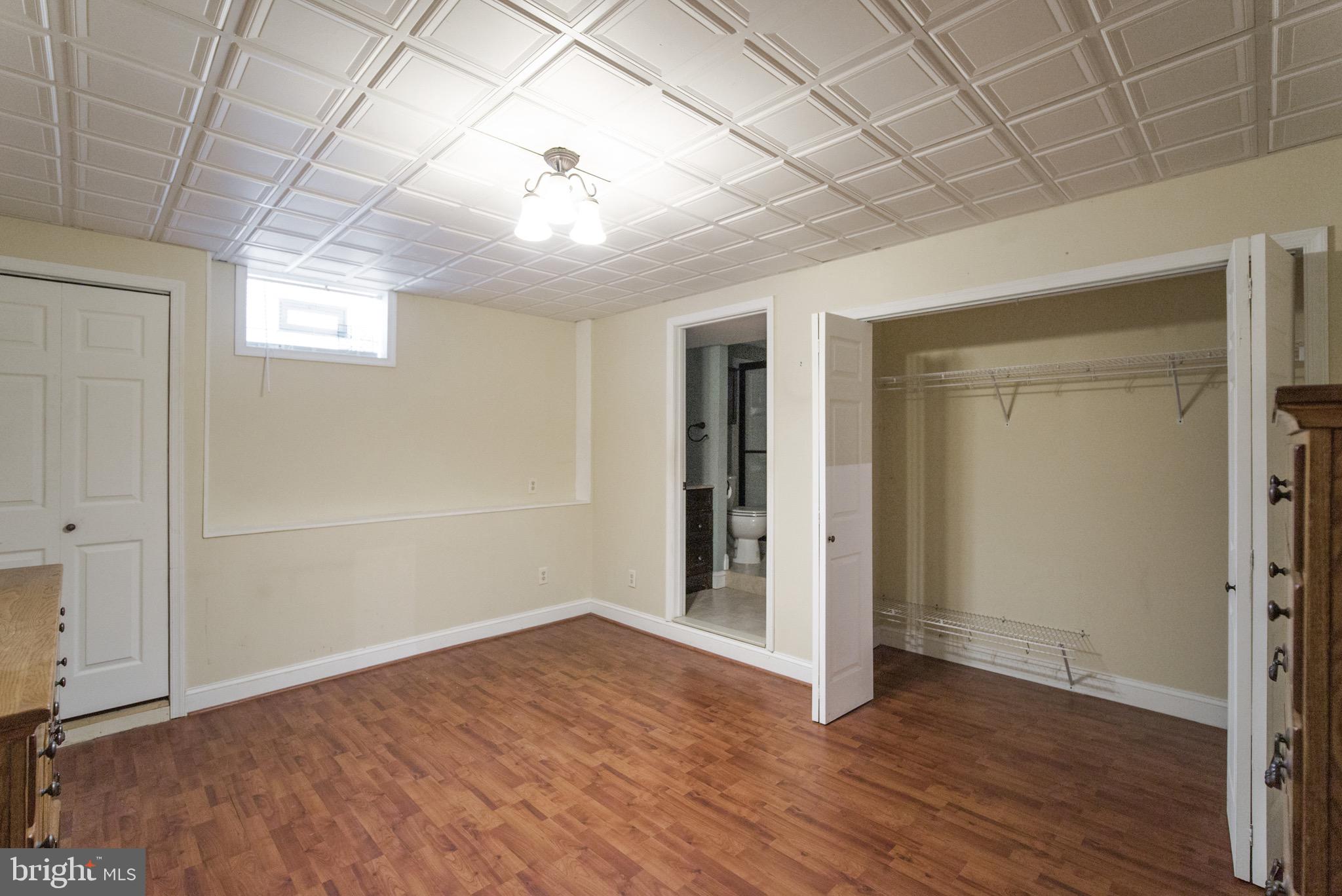 698 West Maple Road Linthicum Heights, MD 21090 - Photo 14 of 24