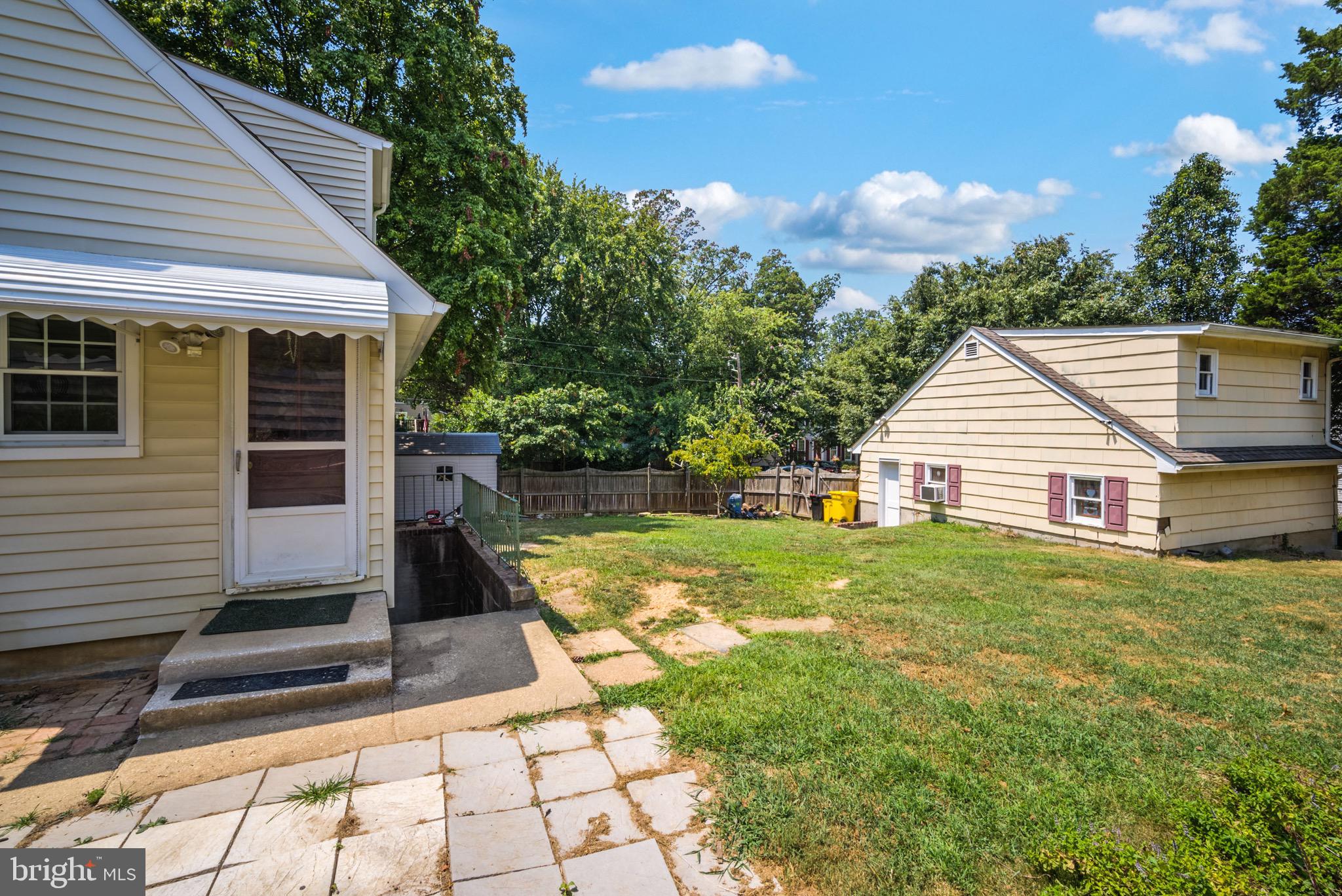 698 West Maple Road Linthicum Heights, MD 21090 - Photo 17 of 24