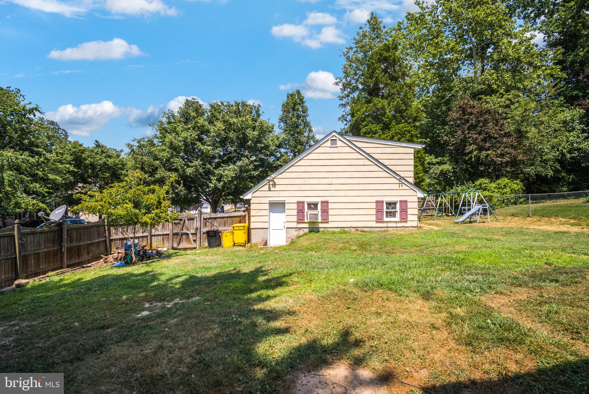 698 West Maple Road Linthicum Heights, MD 21090 - Photo 19 of 24