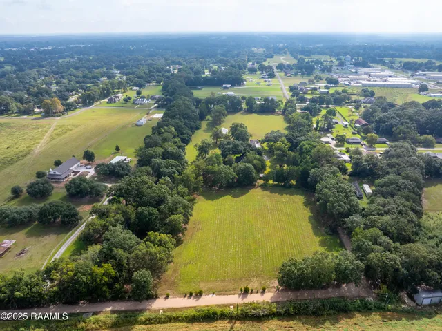 $815,000 | 200 West Musique Road, Carencro, LA 70520