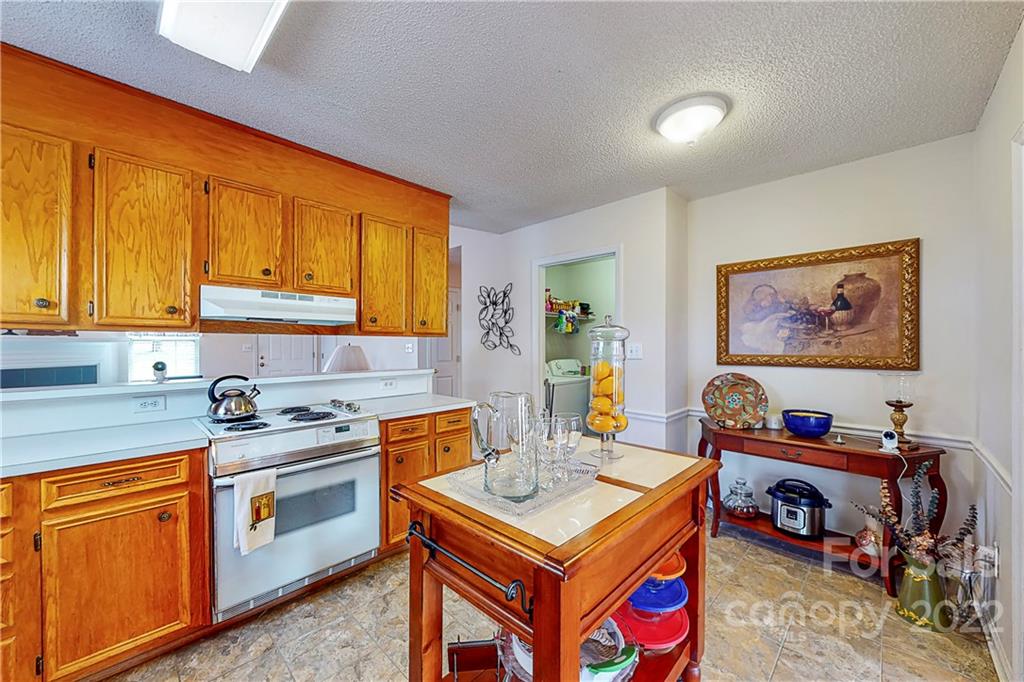 5107 Hampton Meadows Road Monroe, NC 28110 - Photo 11 of 25 Gallery Image 11