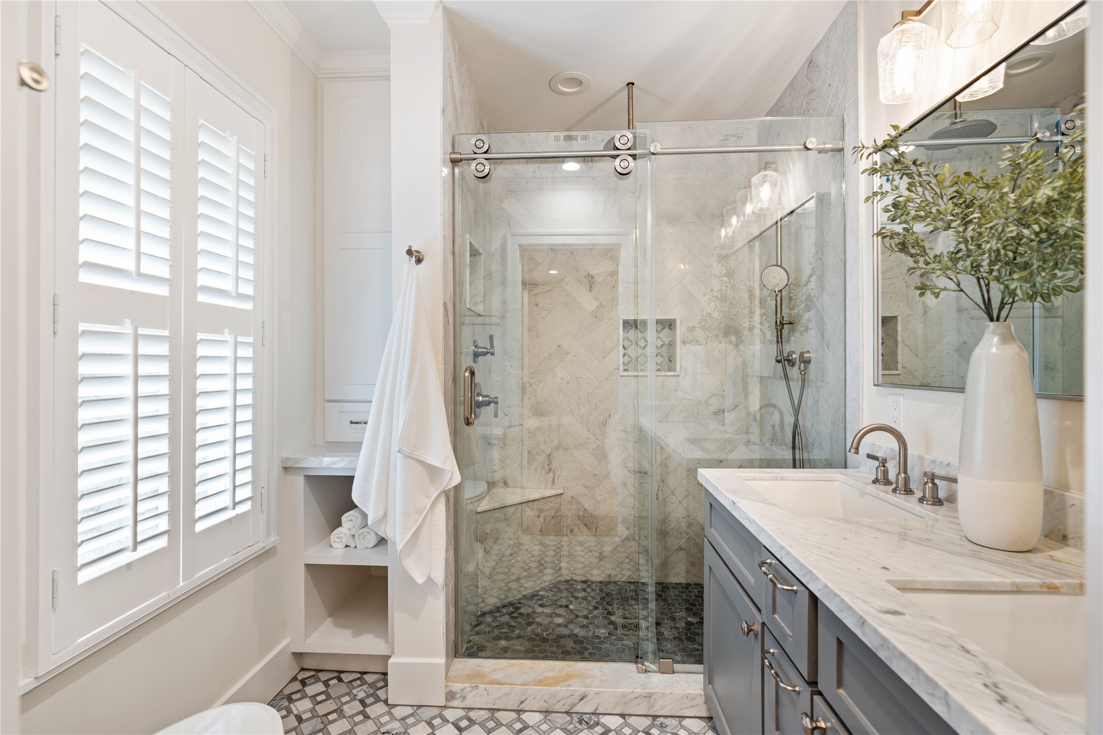 1111 Le Green Street Houston, TX 77009 - Photo 6 of 37