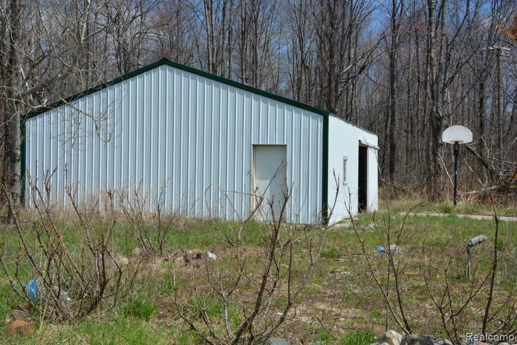 1680 Ambrose Road Mayville, MI 48744 - Photo 10 of 35 DSC_4210.jpg