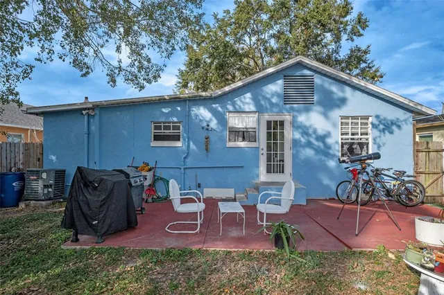 $250,000 | 1025 11th Avenue Northwest, Largo, FL 33770