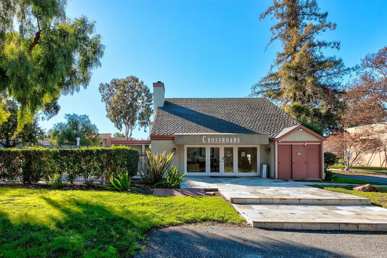 492 Dempsey Road, Unit 194 Milpitas, CA 95035 - Photo 23 of 27 a front view of a house with a garden