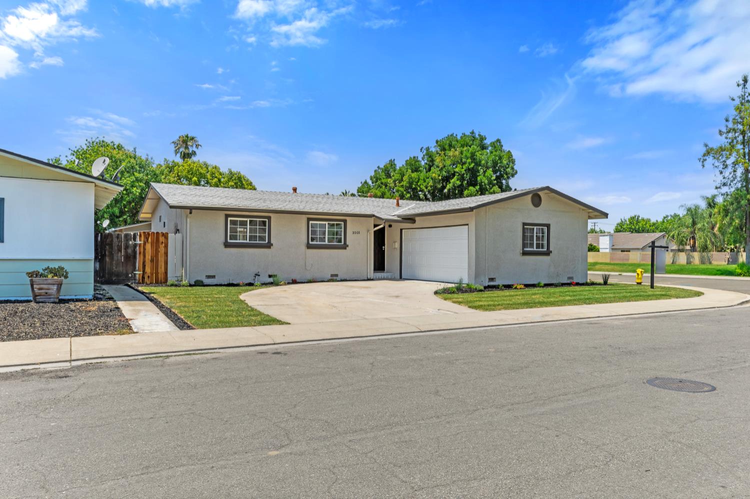 3501 Larisa Lane Ceres, CA 95307 - Photo 2 of 28