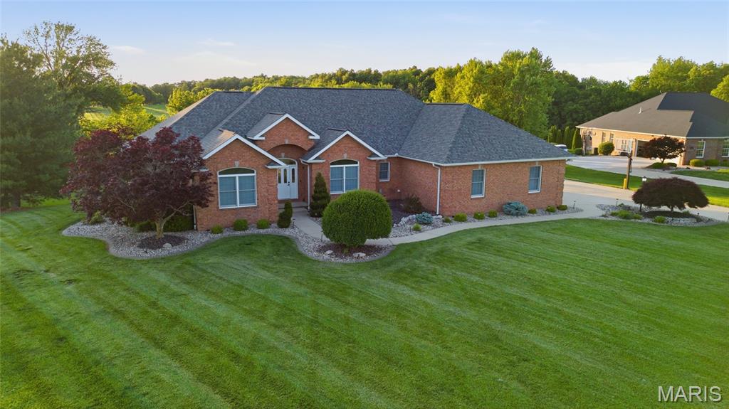 157 Blue Bell Lane Highland, IL 62249 - Photo 4 of 68