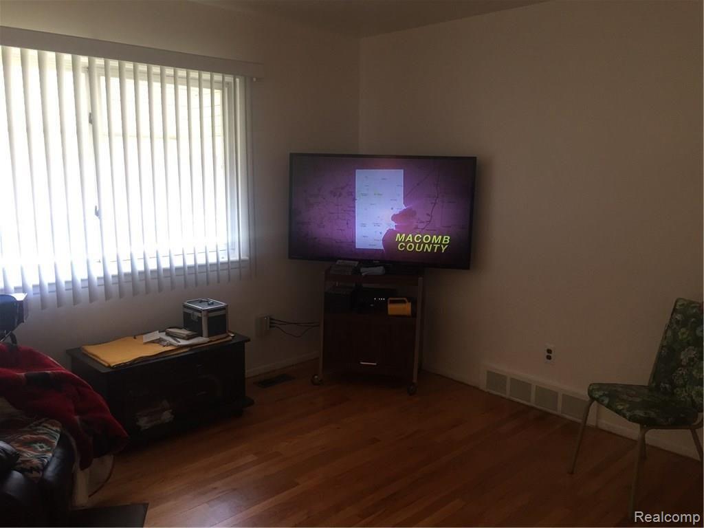 8401 18 18 Mile Road, Unit 132G Sterling Heights, MI 48313 - Photo 10 of 14