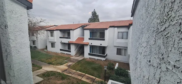 $1,000 | 1455 East Katie Avenue, Unit C28, Las Vegas, NV 89119