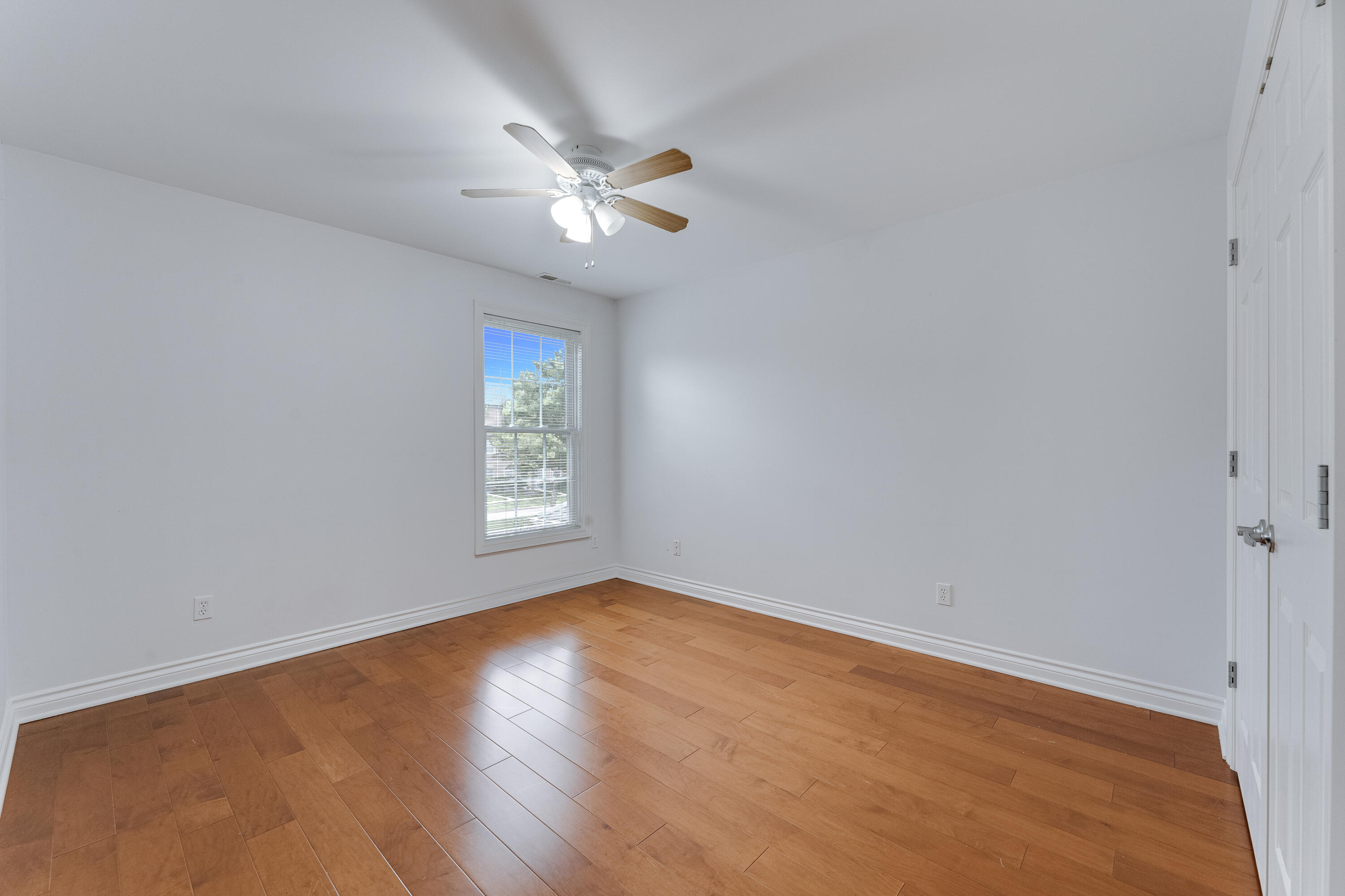45668 South Stonewood Road Canton, MI 48187 - Photo 19 of 39 B-45668 S Stonewood Dr Canton -16