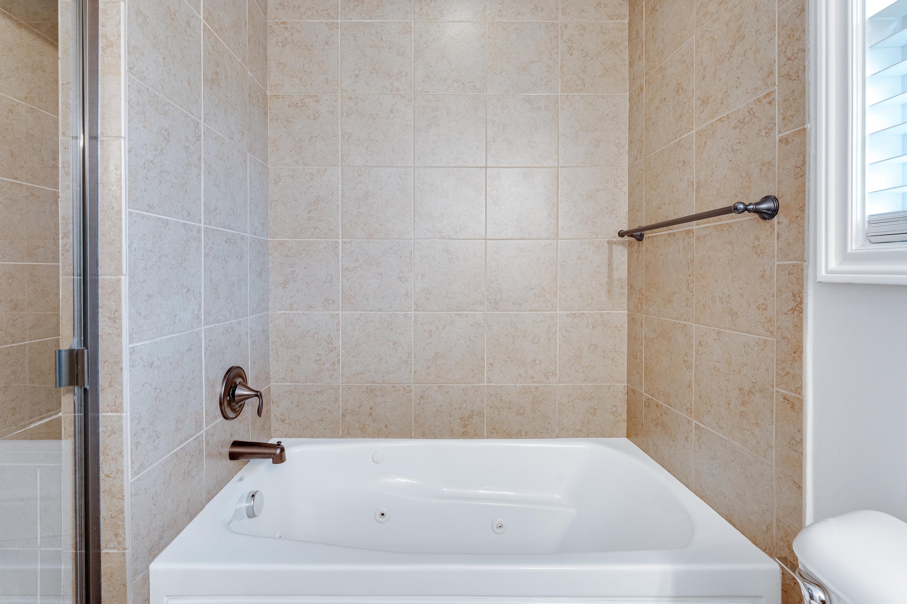 45668 South Stonewood Road Canton, MI 48187 - Photo 24 of 39 B-45668 S Stonewood Dr Canton -21