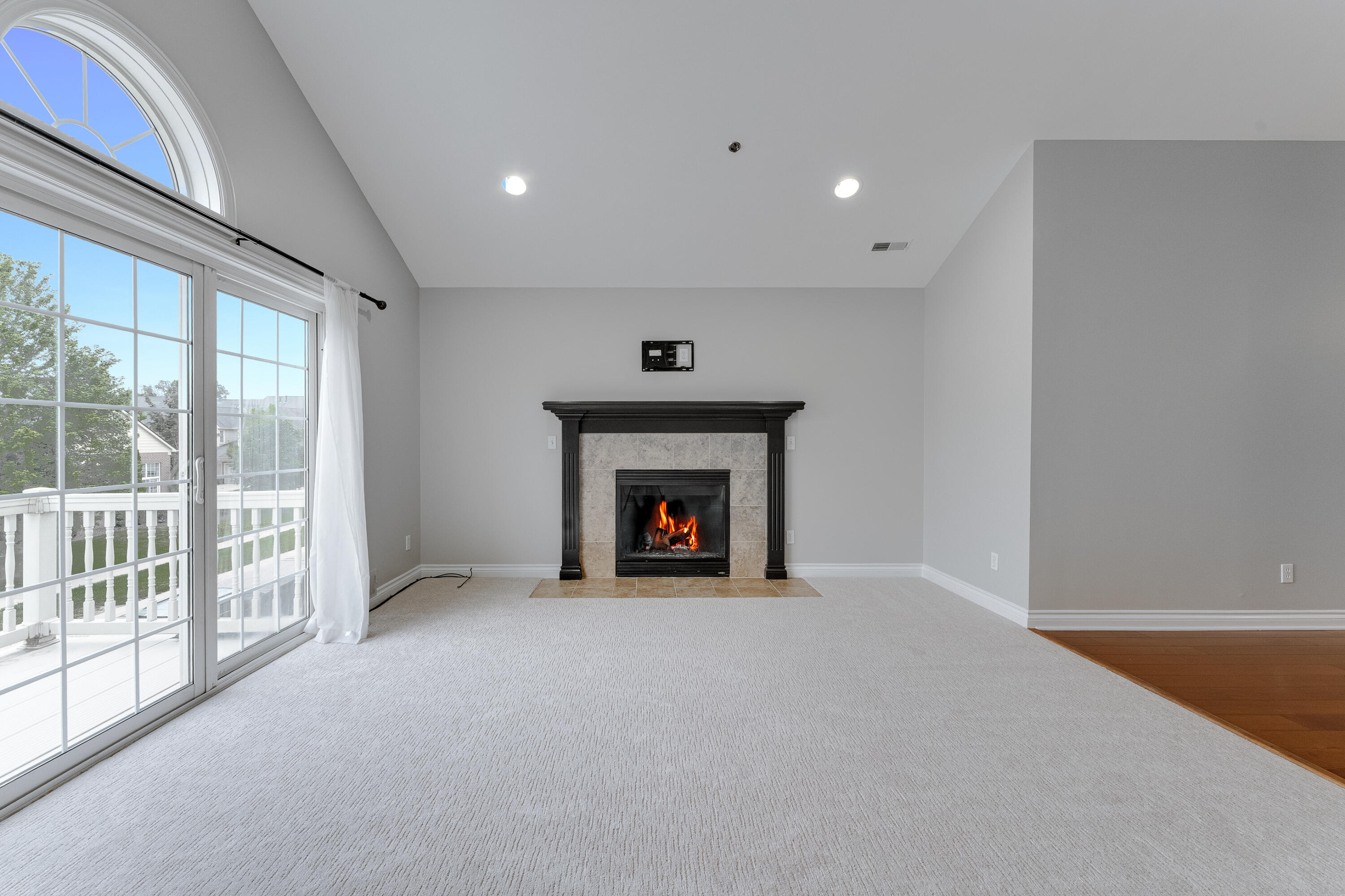 45668 South Stonewood Road Canton, MI 48187 - Photo 5 of 39 B-45668 S Stonewood Dr Canton -2