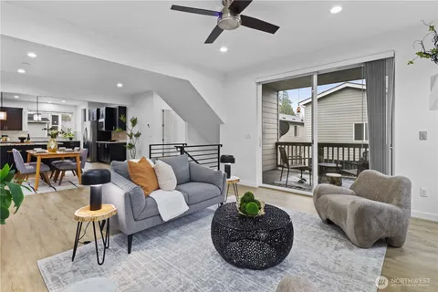 $1,099,999 | 19210 38th Avenue Southeast, Bothell, WA 98012
