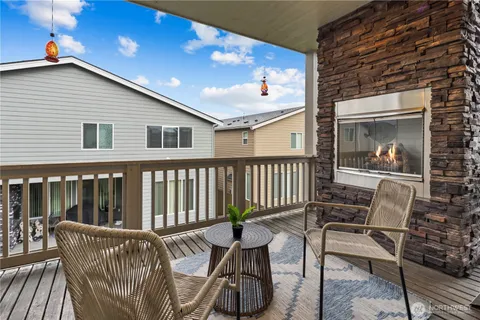 $1,099,999 | 19210 38th Avenue Southeast, Bothell, WA 98012