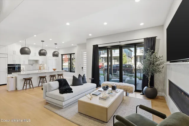 $1,810,000 | 2860 West Lumber Lane, Coeur D'Alene, ID 83814