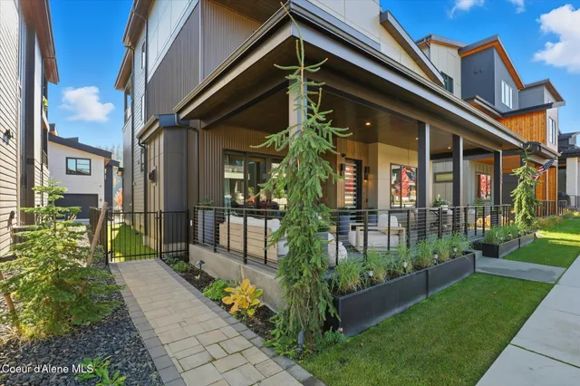 $1,810,000 | 2860 West Lumber Lane, Coeur D'Alene, ID 83814