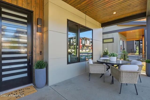 $1,810,000 | 2860 West Lumber Lane, Coeur D'Alene, ID 83814