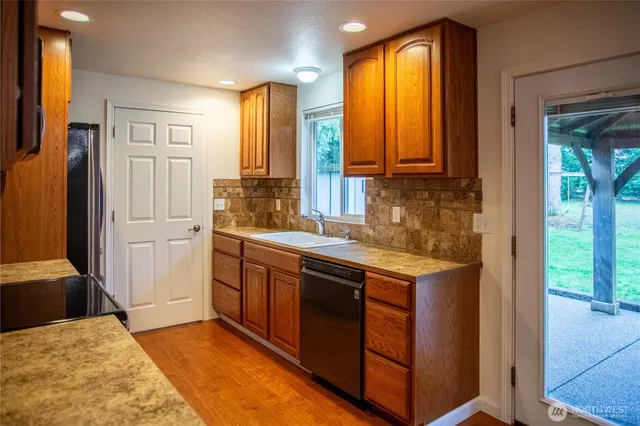 $439,950 | 19139 Rosemary Street Southwest, Rochester, WA 98579