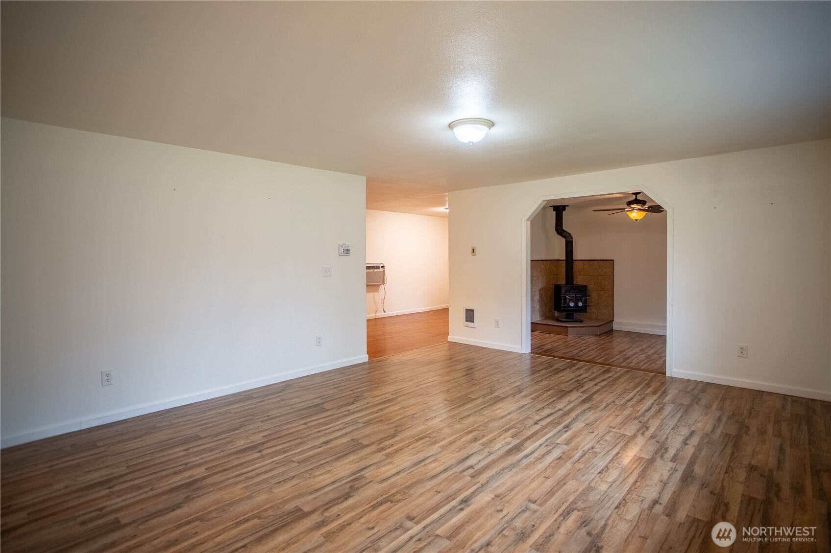 19139 Rosemary Street Southwest Rochester, WA 98579 - Photo 6 of 33