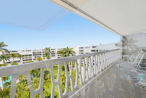 $8,000 | 2505 South Ocean Boulevard, Palm Beach, FL 33480