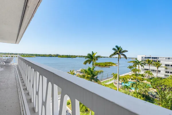 $8,000 | 2505 South Ocean Boulevard, Palm Beach, FL 33480