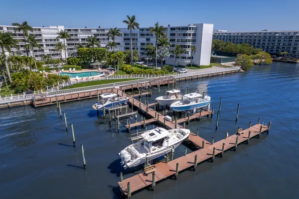 $8,000 | 2505 South Ocean Boulevard, Palm Beach, FL 33480