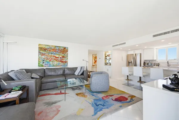 $8,000 | 2505 South Ocean Boulevard, Palm Beach, FL 33480