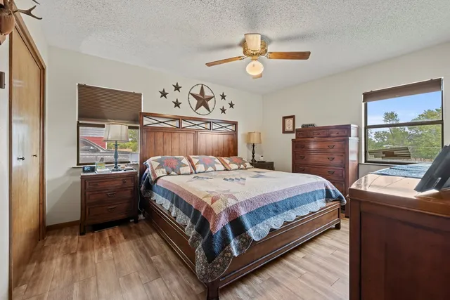 $1,095,000 | 2050 Adj Lane, Fredericksburg, TX 78624