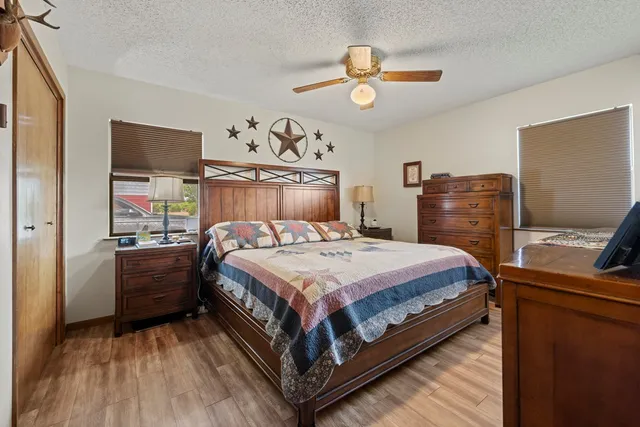 $1,095,000 | 2050 Adj Lane, Fredericksburg, TX 78624