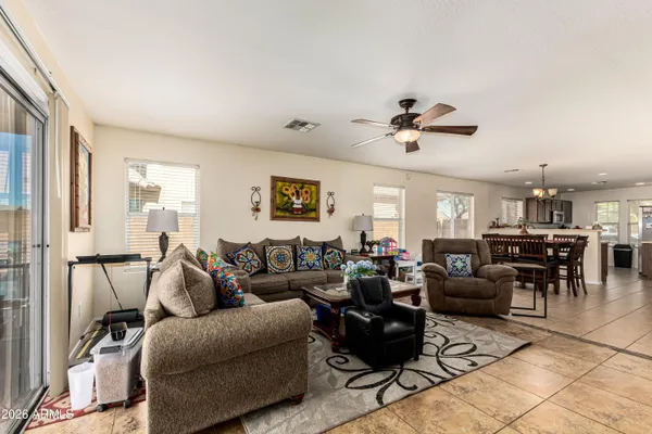 $390,000 | 3216 South 72nd Lane, Phoenix, AZ 85043