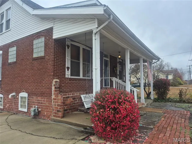 $129,900 | 3019 Mockingbird Lane, Granite City, IL 62040